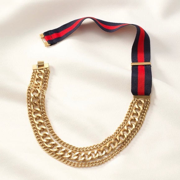 COPY - Tres Bien Necklace - Picture 7 of 8